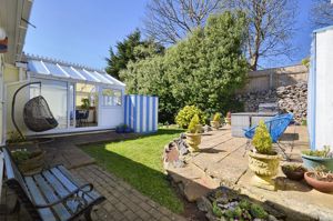 Photo 23- click for photo gallery